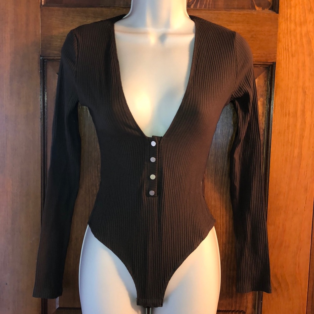 V-neck body suit